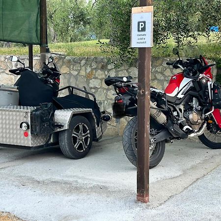 Valle Degli Ulivi B&B ヴィエステ エクステリア 写真