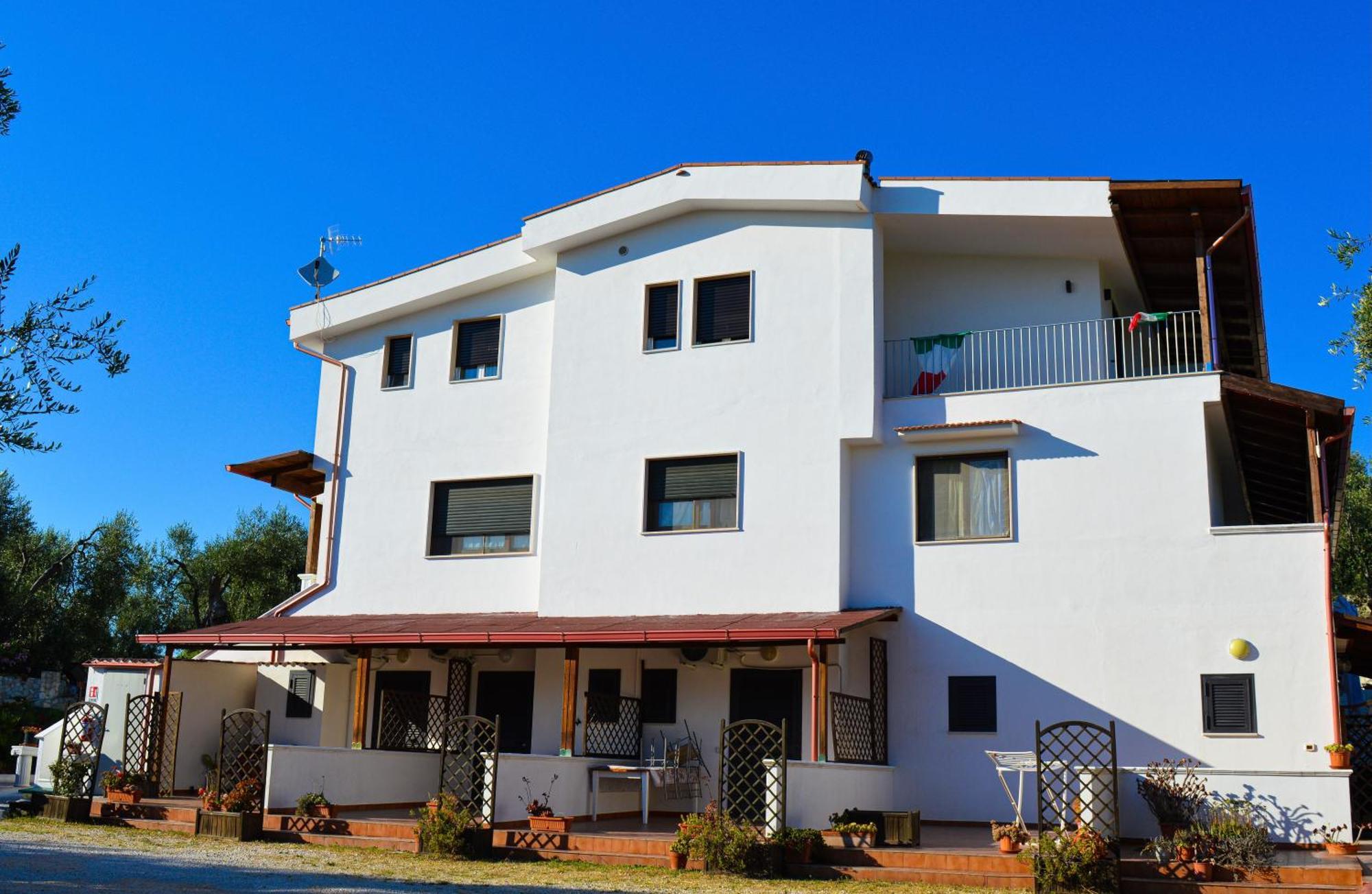 Valle Degli Ulivi B&B ヴィエステ エクステリア 写真